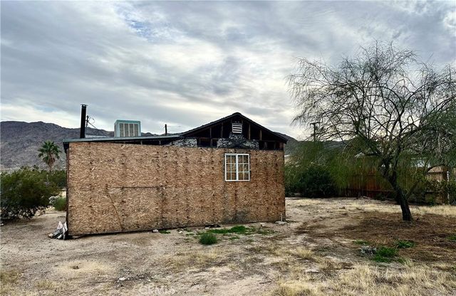 6608 Star Dune, 29 Palms, CA 92277