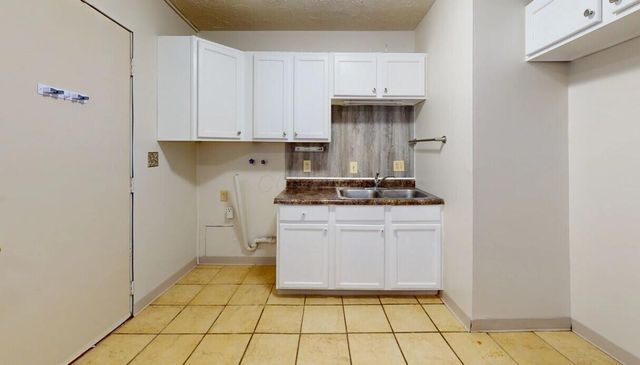 2102-2104 Avalon Place, Columbus, OH 43219