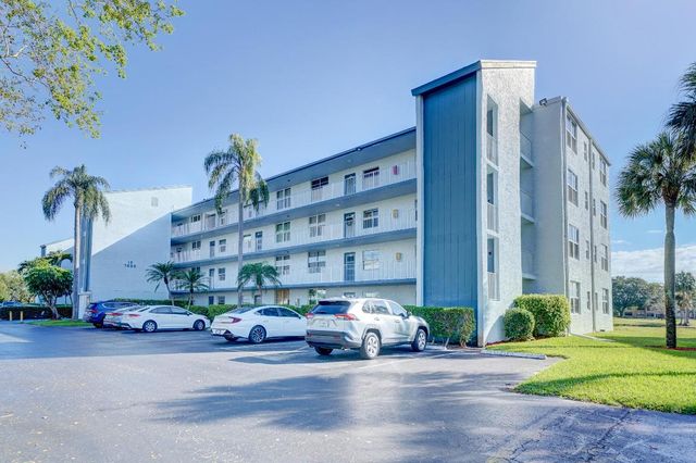 7620 NW 18th Street 102, Margate, FL 33063