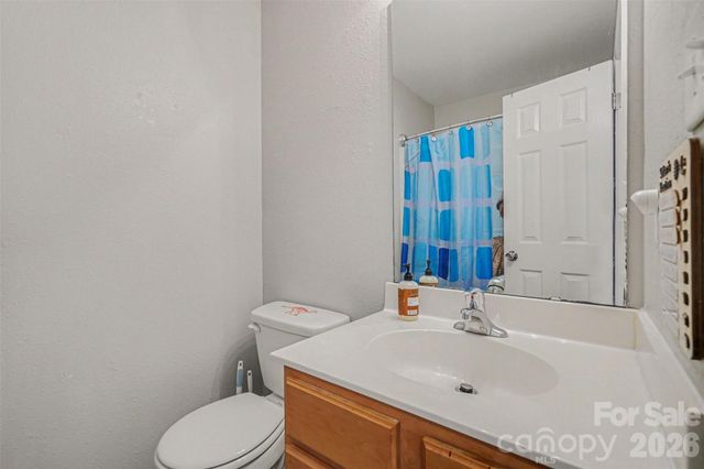 5504 Waverly Lynn Lane, Charlotte, NC 28269