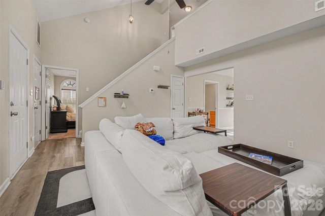 5504 Waverly Lynn Lane, Charlotte, NC 28269