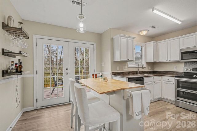 5504 Waverly Lynn Lane, Charlotte, NC 28269