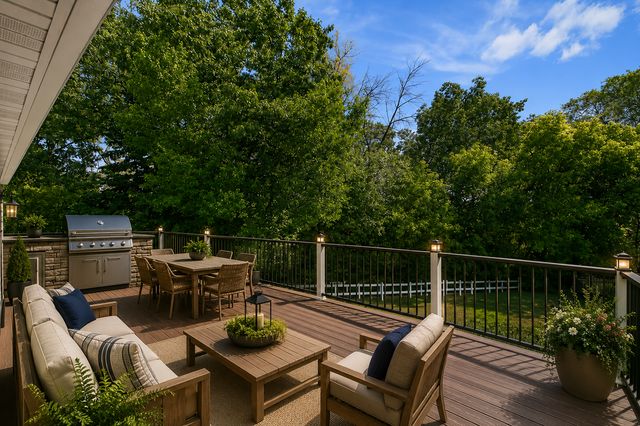 1329 Kassan Drive, South Saint Paul, MN 55075