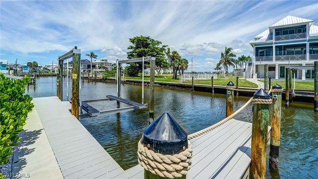 661 Estero BLVD, Fort Myers Beach, FL 33931