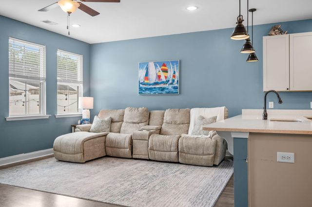 7857 Montview Road, North Charleston, SC 29418