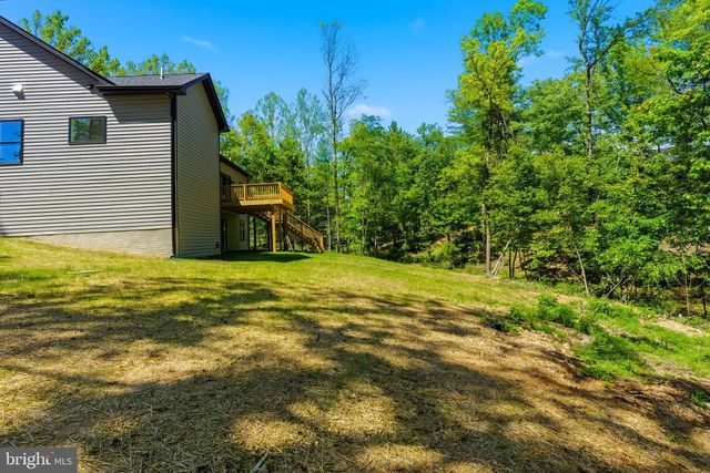 63 SPICE BUSH CT, Hedgesville, WV 25427