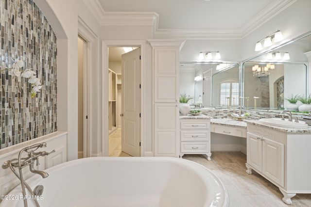 110 Fernridge Drive, Lafayette, LA 70508