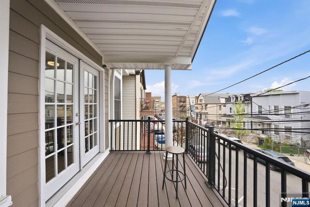 245 Jewett Avenue, Jersey City, NJ 07304