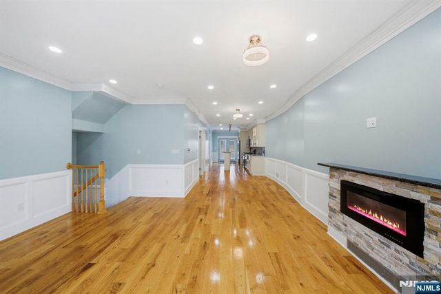 245 Jewett Avenue, Jersey City, NJ 07304