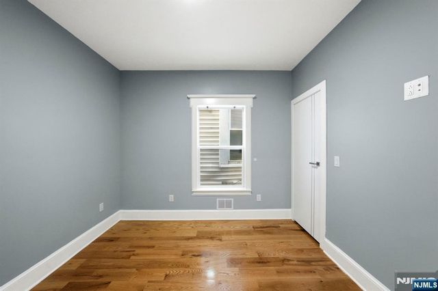 245 Jewett Avenue, Jersey City, NJ 07304