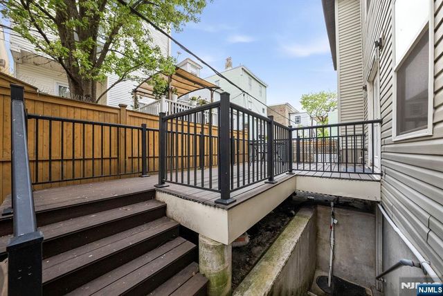 245 Jewett Avenue, Jersey City, NJ 07304