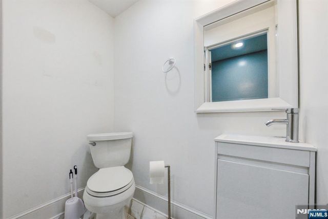 245 Jewett Avenue, Jersey City, NJ 07304