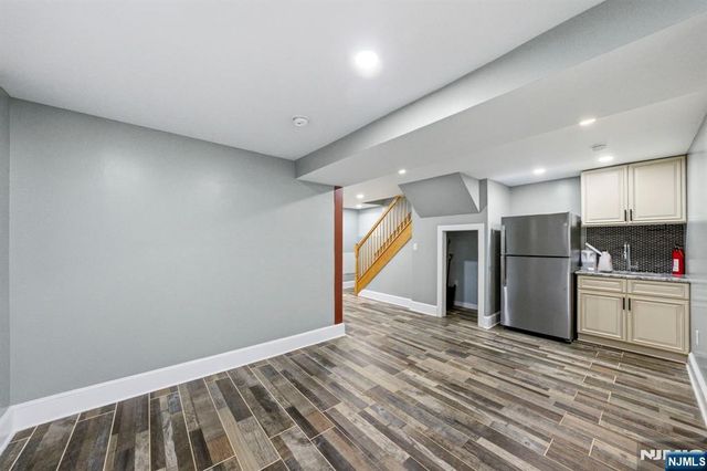 245 Jewett Avenue, Jersey City, NJ 07304