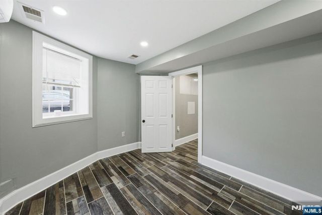 245 Jewett Avenue, Jersey City, NJ 07304