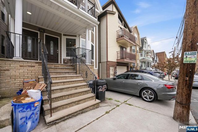 245 Jewett Avenue, Jersey City, NJ 07304