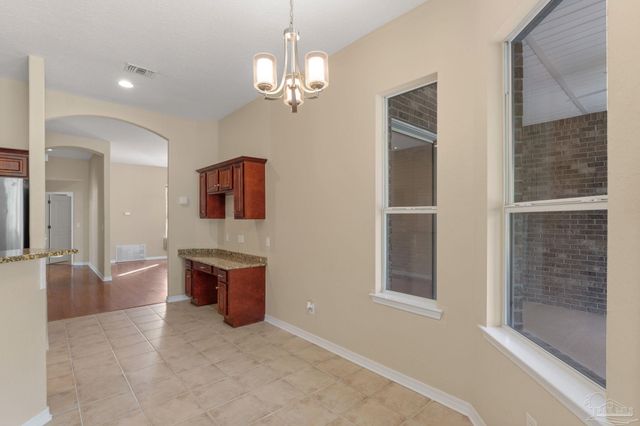 8 Warrior Ct, Pensacola, FL 32507