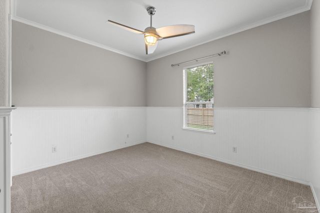 8 Warrior Ct, Pensacola, FL 32507