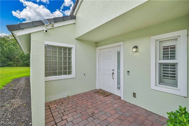 15139 Ligustrum LN, Alva, FL 33920