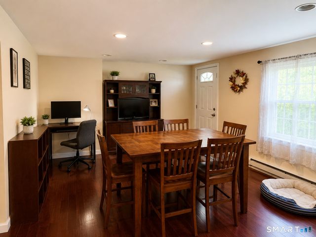 23 Cathryn Street, New Milford, CT 06776