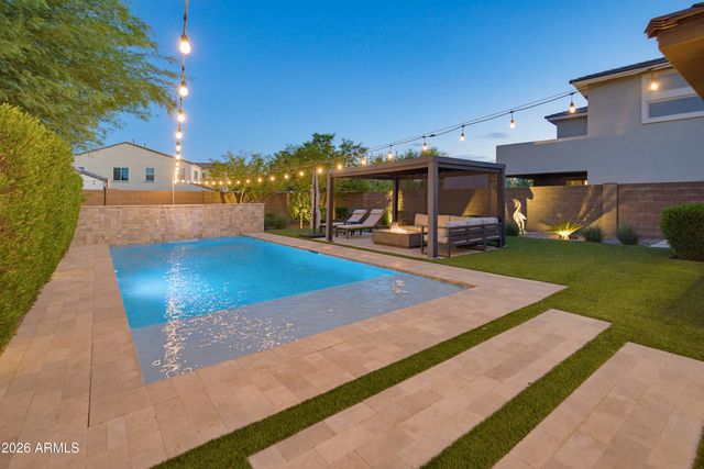 3211 E BRYCE Lane, Phoenix, AZ 85050