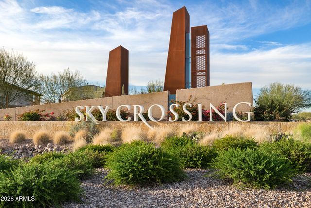 3211 E BRYCE Lane, Phoenix, AZ 85050