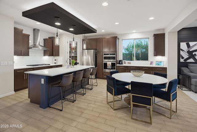 3211 E BRYCE Lane, Phoenix, AZ 85050