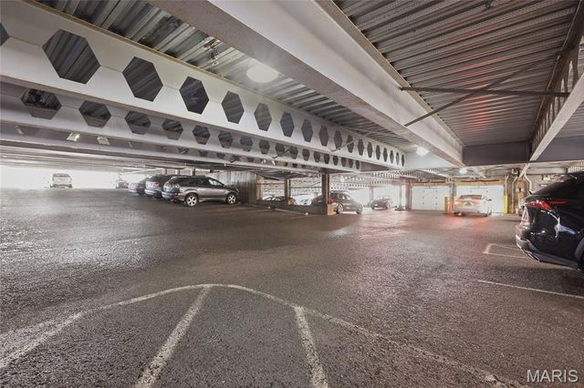 1511 Locust Street 708, St Louis, MO 63103