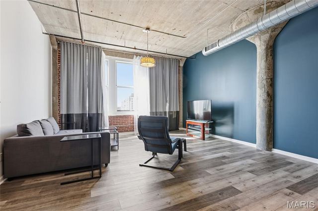 1511 Locust Street 708, St Louis, MO 63103