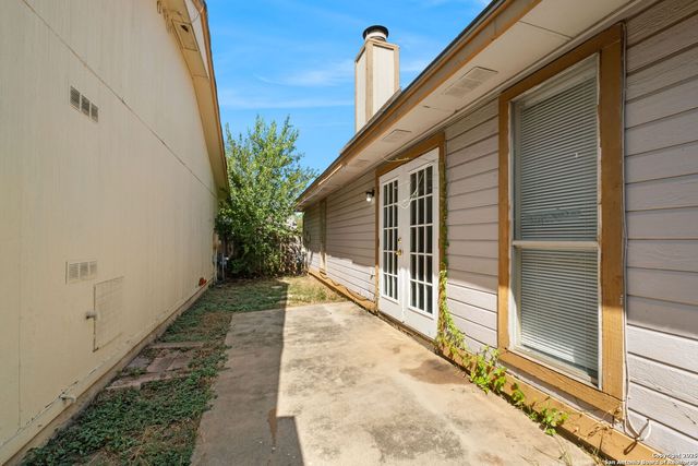 7441 Barnsley, San Antonio, TX 78250