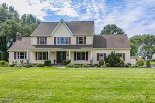 9 Summershade Ln, Raritan Twp., NJ 08551