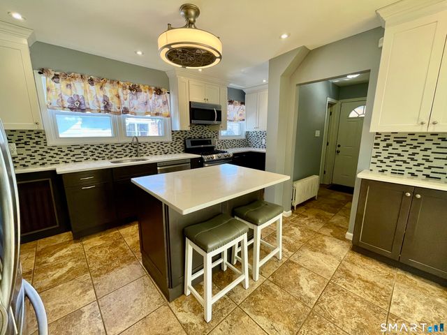 405 Westfield Avenue, Bridgeport, CT 06606