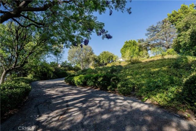 5950 Winnetka, Woodland Hills, CA 91367