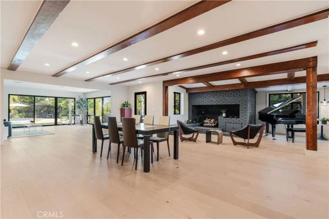 5950 Winnetka, Woodland Hills, CA 91367