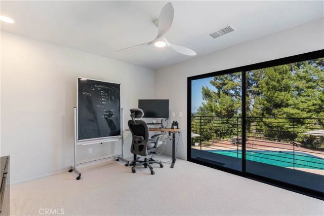5950 Winnetka, Woodland Hills, CA 91367