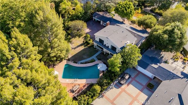 5950 Winnetka, Woodland Hills, CA 91367