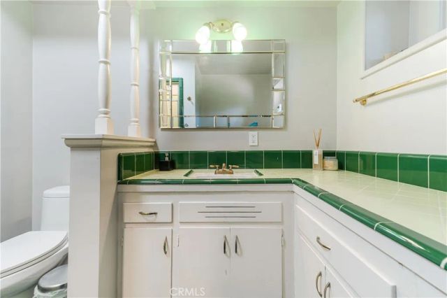 5950 Winnetka, Woodland Hills, CA 91367