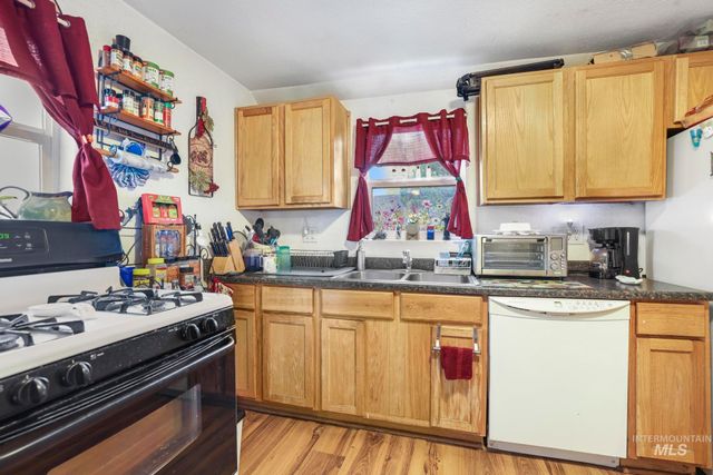 160 Monroe Street, Twin Falls, ID 83301