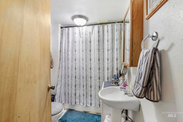 160 Monroe Street, Twin Falls, ID 83301