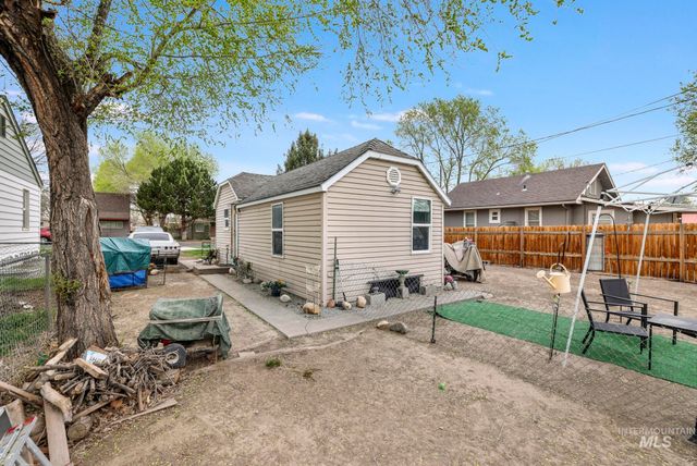 160 Monroe Street, Twin Falls, ID 83301