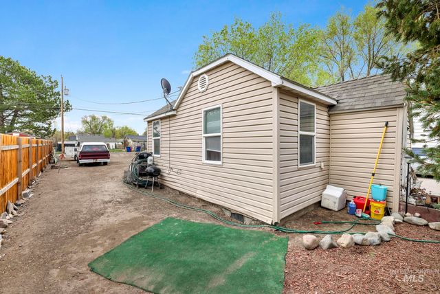 160 Monroe Street, Twin Falls, ID 83301