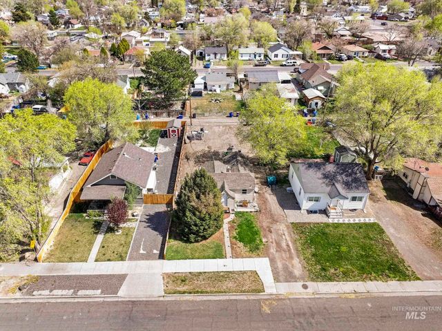 160 Monroe Street, Twin Falls, ID 83301