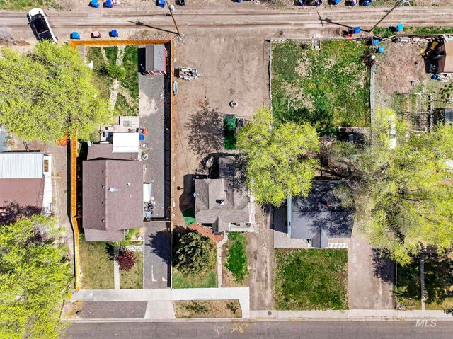 160 Monroe Street, Twin Falls, ID 83301