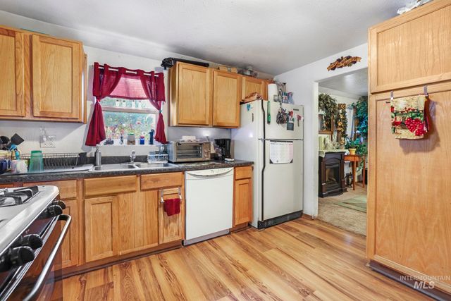 160 Monroe Street, Twin Falls, ID 83301