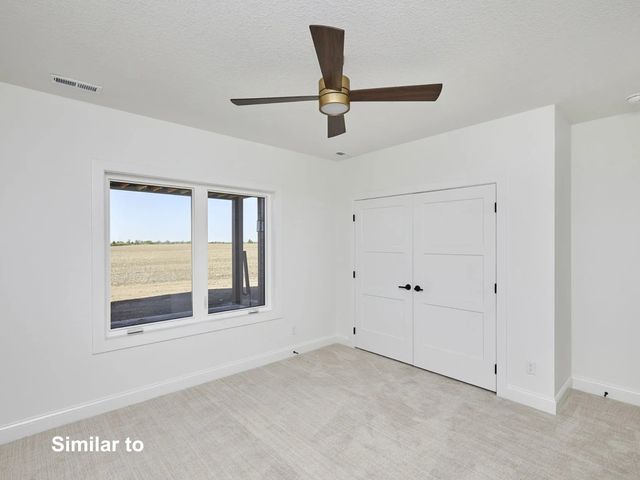 17539 North Valley Drive, Urbandale, IA 50322