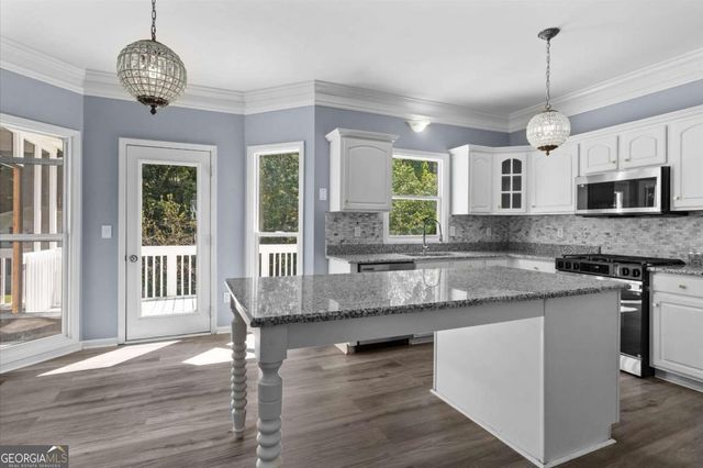 305 Savannah Place, Douglasville, GA 30134