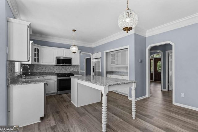 305 Savannah Place, Douglasville, GA 30134