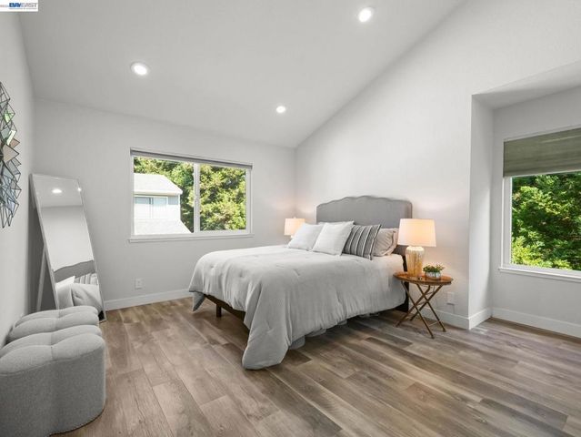 5371 San Simeon Pl, Castro Valley, CA 94552