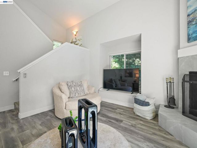 5371 San Simeon Pl, Castro Valley, CA 94552