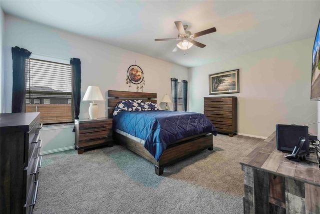 142 Lawndale Lane, Mabank, TX 75147