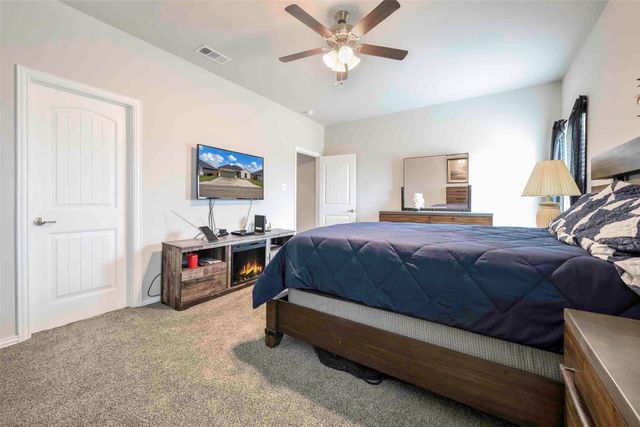 142 Lawndale Lane, Mabank, TX 75147